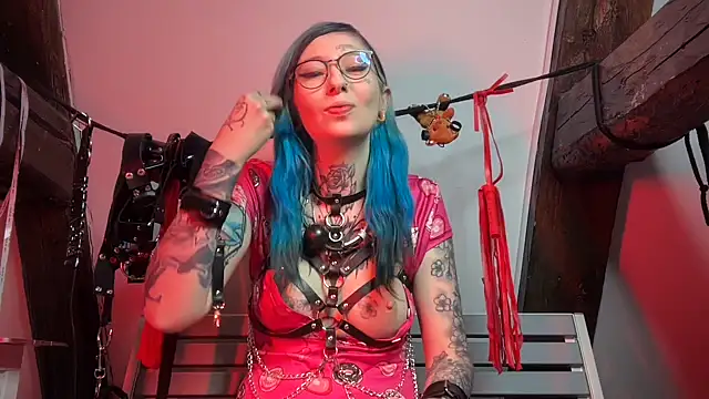 Snapshot of coyemoo chatting on November 12, 10:15 am coyemoo online show from November 12, 10:15 am