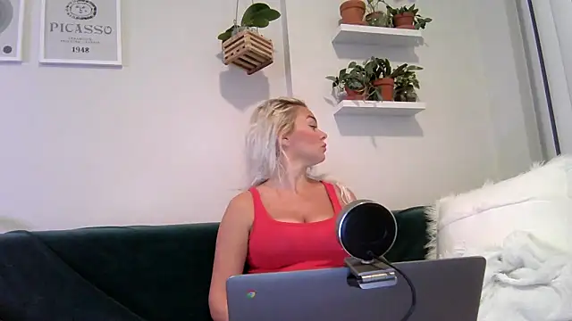 badblondebunny online show from December 16, 1:21 am