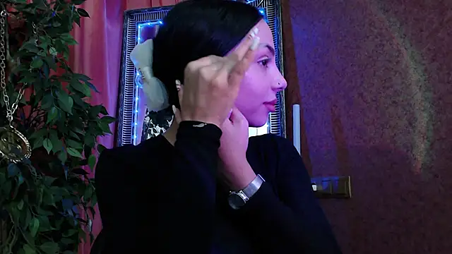 MissJuliax online show from November 13, 7:18 am