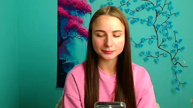 Eva Janee online show from November 10, 12:15 pm