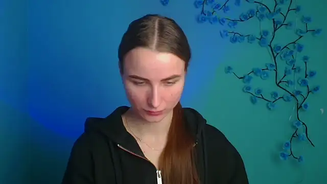 Eva Janee online show from April 20, 5:43 am