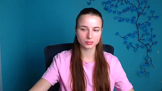 Eva Janee online show from June 18, 5:41 am