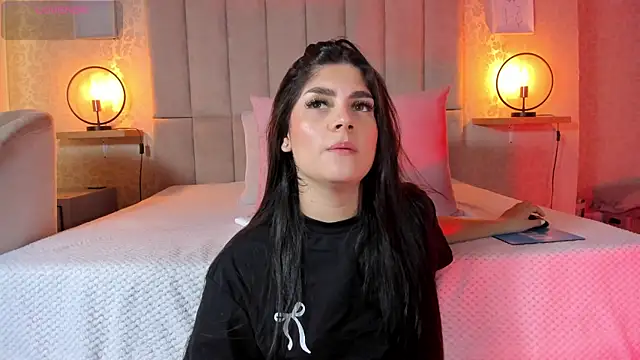 Amy-Saenz online show from October 7, 3:31 pm