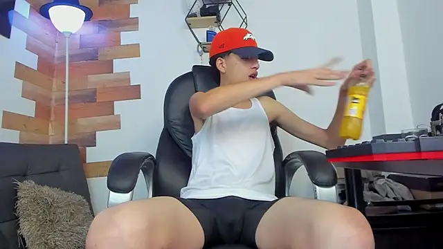 Kenbils online show from January 3, 3:01 pm