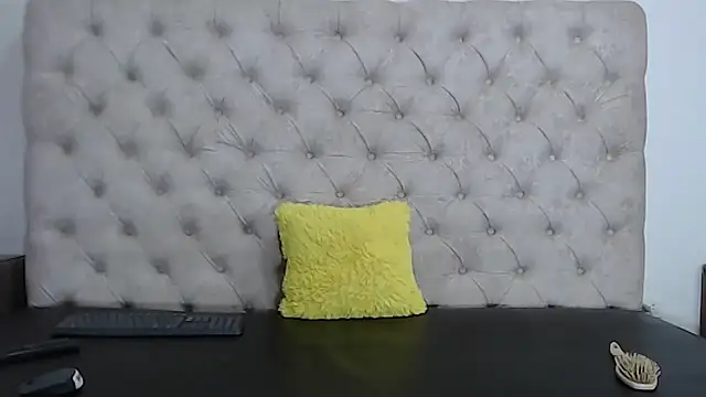 FernandaClar online show from February 3, 4:10 pm