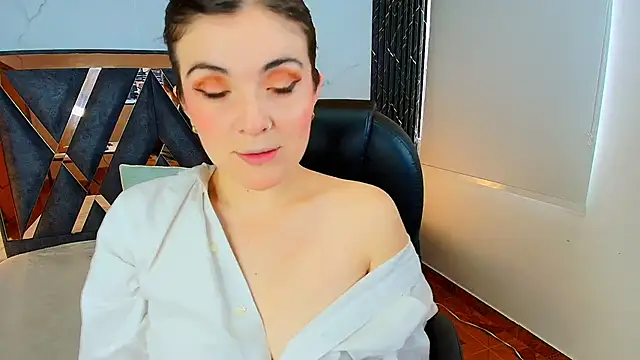 Amara vega online show from October 28, 12:30 pm