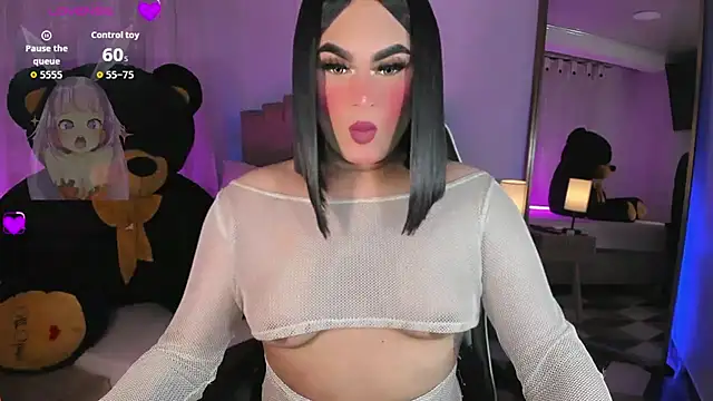 Snapshot of alexia_mattel chatting on October 31, 8:43 pm alexia mattel online show from October 31, 8:43 pm