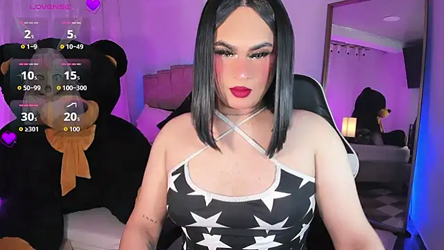 Snapshot of alexia_mattel chatting on November 4, 7:02 pm alexia mattel online show from November 4, 7:02 pm