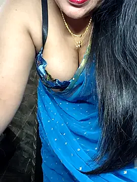 Snapshot of sneha_rose chatting on July 12, 5:04 pm sneha rose online show from July 12, 5:04 pm