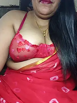 Snapshot of sneha_rose chatting on July 18, 6:56 pm sneha rose online show from July 18, 6:56 pm