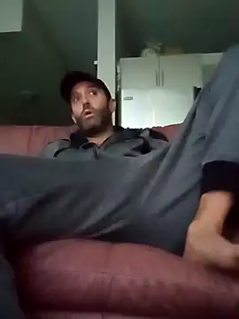 Snapshot of longthicknslick chatting on February 2, 9:45 pm longthicknslick online show from February 2, 9:45 pm