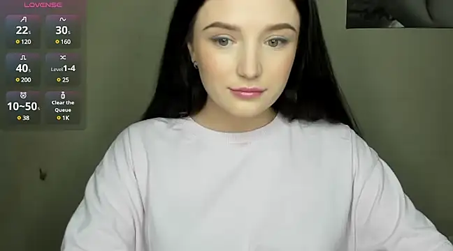 Snapshot of EvaaMillerr99 chatting on December 18, 1:56 pm EvaaMillerr99 online show from December 18, 1:56 pm