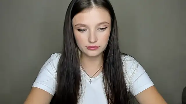 Snapshot of EvaaMillerr99 chatting on September 23, 10:51 am EvaaMillerr99 online show from September 23, 10:51 am