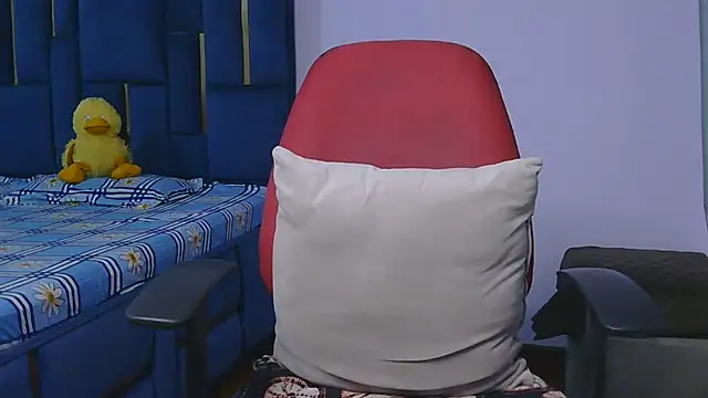 Snapshot of Sexysiya8 chatting on February 7, 5:40 pm Sexysiya8 online show from February 7, 5:40 pm