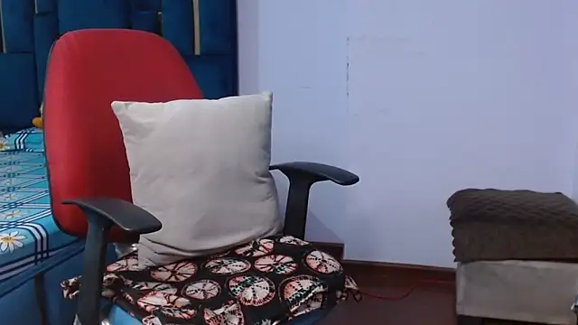 Snapshot of Sexysiya8 chatting on March 9, 3:16 pm Sexysiya8 online show from March 9, 3:16 pm