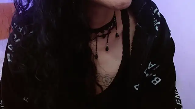 AlexandraJones  online show from February 7, 9:47 am