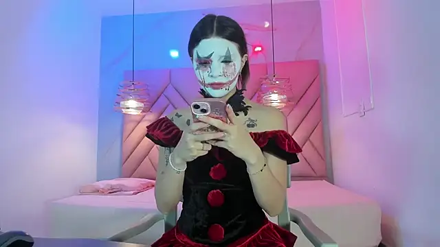 AngelaaCute  online show from October 31, 3:13 pm