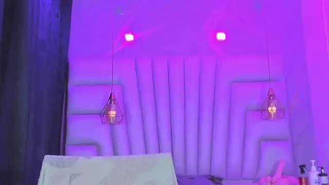 AngelaaCute  online show from April 9, 12:10 pm