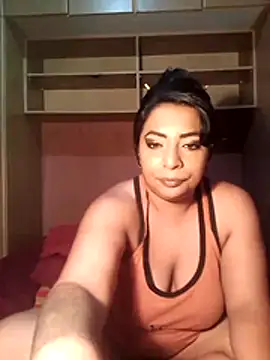 indianstormxo  online show from December 15, 1:59 pm