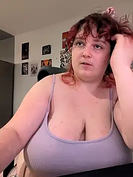 Snapshot of LadyRochester chatting on July 7, 11:53 pm LadyRochester online show from July 7, 11:53 pm