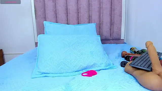 Snapshot of anisha_x chatting on February 20, 7:19 pm anisha x online show from February 20, 7:19 pm