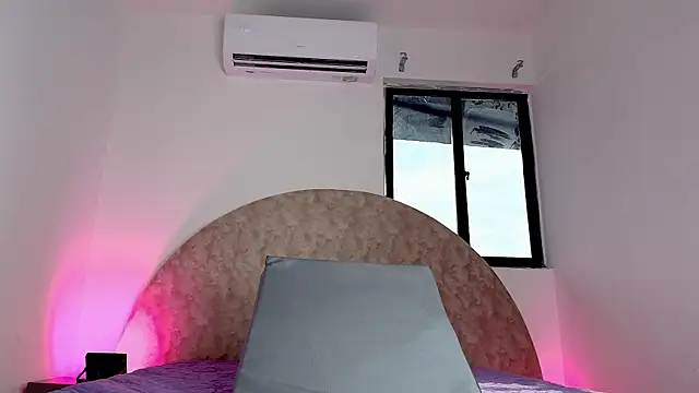 Snapshot of anisha_x chatting on November 14, 7:23 pm anisha x online show from November 14, 7:23 pm