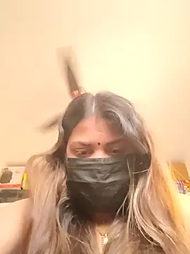 Snapshot of Hotmilfxox chatting on January 1, 2:41 am Hotmilfxox online show from January 1, 2:41 am