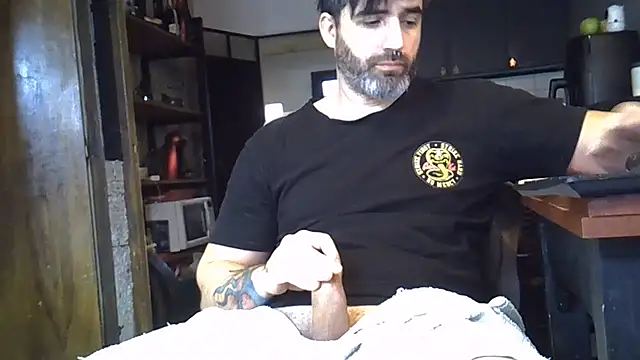 Snapshot of ozzypsico13 chatting on July 2, 3:07 pm ozzypsico13 online show from July 2, 3:07 pm