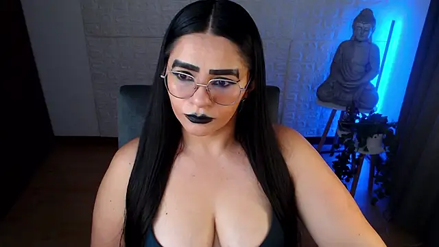 GODDESS EVANS online show from December 10, 12:50 am