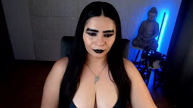 GODDESS EVANS online show from December 15, 12:40 am