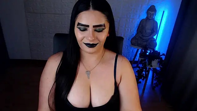 GODDESS EVANS online show from December 17, 1:29 am