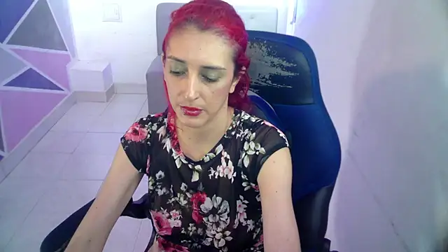 Ruby Your Milf online show from January 8, 5:59 pm