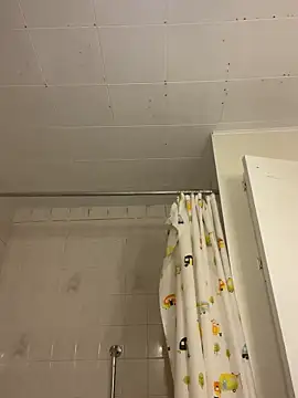 Frenchpoo online show from March 1, 11:51 pm