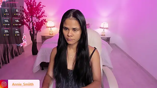 Snapshot of anniie_smith chatting on November 16, 11:27 am anniie smith online show from November 16, 11:27 am