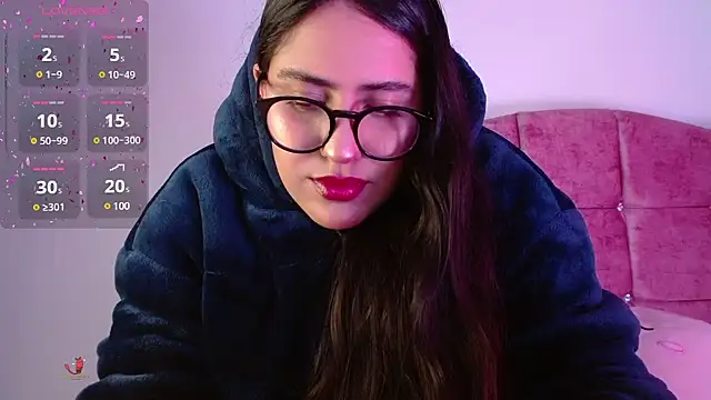 Snapshot of Paris-love chatting on December 14, 5:51 am Paris-love online show from December 14, 5:51 am