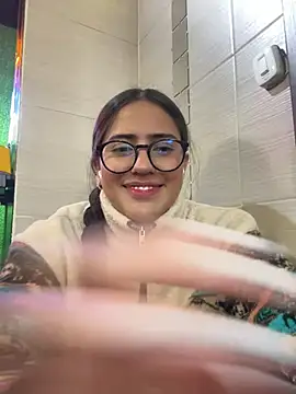 Snapshot of Paris-love chatting on March 8, 9:18 pm Paris-love online show from March 8, 9:18 pm