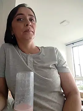 Snapshot of natalie_cowens chatting on February 13, 7:31 pm natalie cowens online show from February 13, 7:31 pm