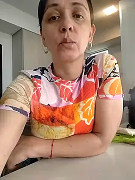 Snapshot of natalie_cowens chatting on October 27, 4:33 pm natalie cowens online show from October 27, 4:33 pm