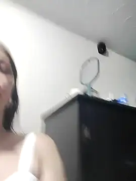 Snapshot of natalie_cowens chatting on November 30, 7:51 pm natalie cowens online show from November 30, 7:51 pm