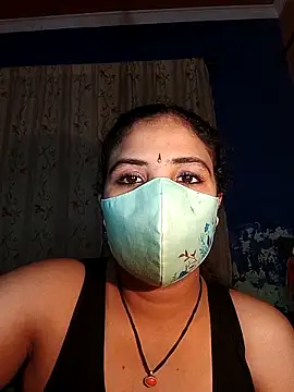 Snapshot of CAFE134_768 chatting on October 18, 5:46 pm CAFE134 768 online show from October 18, 5:46 pm