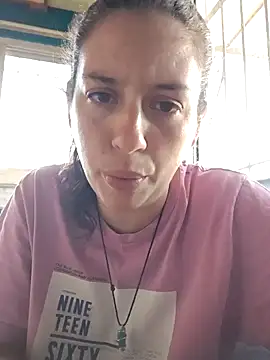 Snapshot of solangeyaelok1 chatting on January 20, 9:53 pm solangeyaelok1 online show from January 20, 9:53 pm