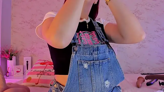 Hannablazze online show from February 13, 2:12 am