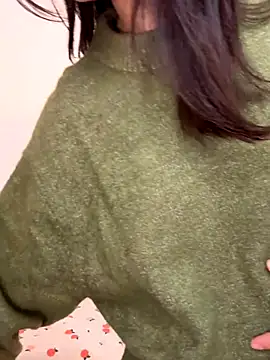 Adriennesexxx online show from December 4, 6:27 pm