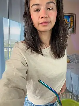 Snapshot of Adriennesexxx chatting on February 13, 7:48 am Adriennesexxx online show from February 13, 7:48 am