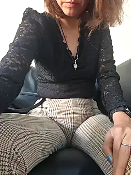 Lunababymylove online show from September 24, 6:44 pm