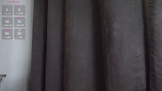 Snapshot of Victoria_Thomsons1 chatting on October 12, 12:37 pm Victoria Thomsons1 online show from October 12, 12:37 pm