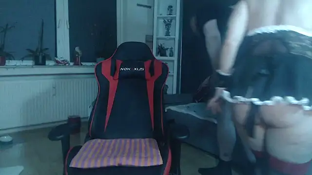 EiskalterEngel74 online show from December 8, 1:56 am