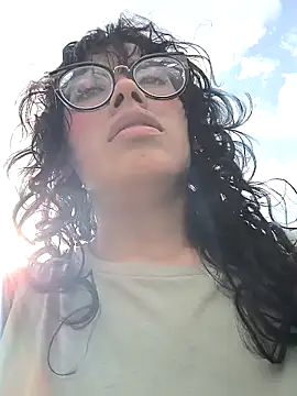 Snapshot of Fun_Everywhere chatting on January 15, 8:48 pm Fun Everywhere online show from January 15, 8:48 pm