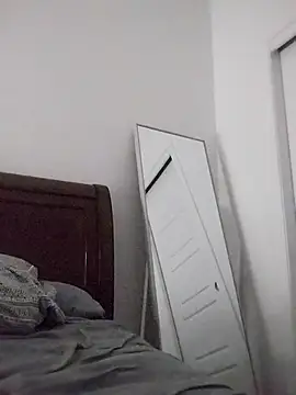 mikeystrong online show from February 8, 6:01 am