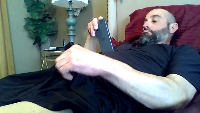 mikeystrong online show from March 5, 8:00 pm